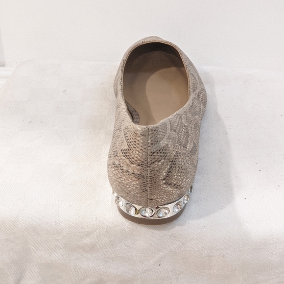 Snake print and jeweled flats - Picture 9 of 13